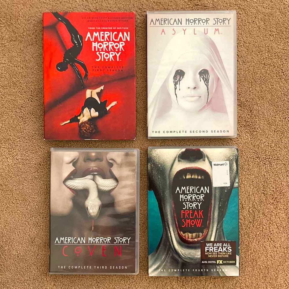 1-4 seasons AMERICAN HORROR STORY